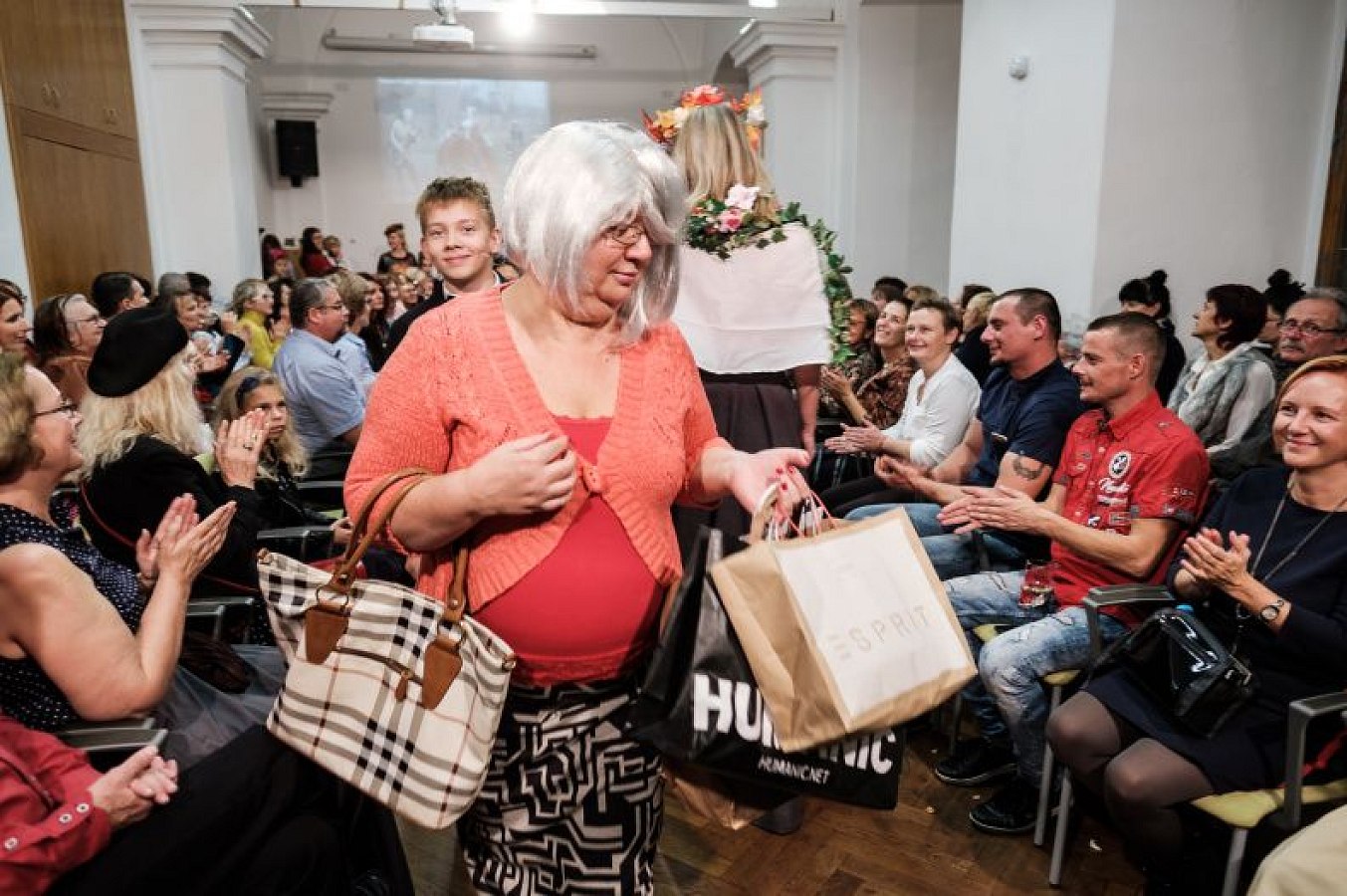 20191107224046-eb016808-me