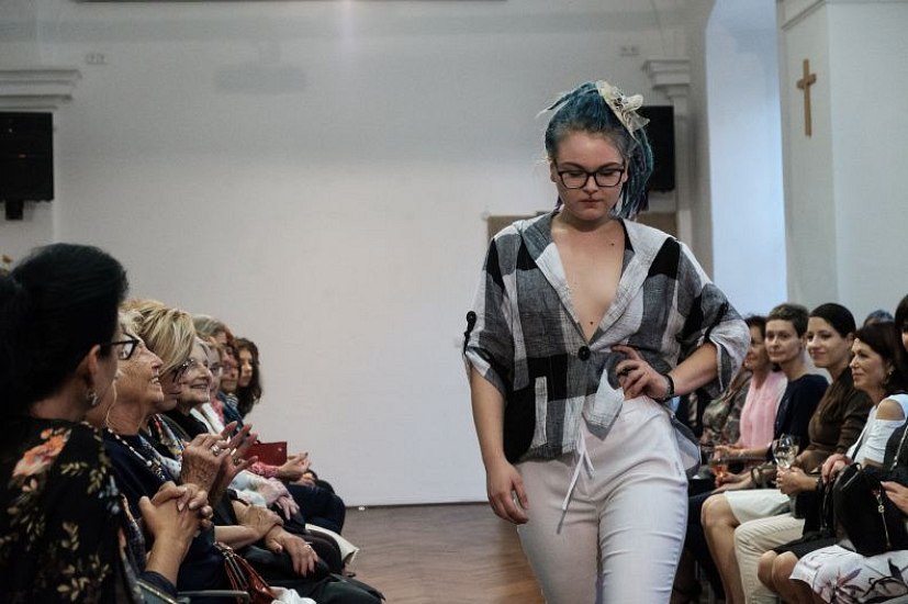 20181104174922-d59700c5-me