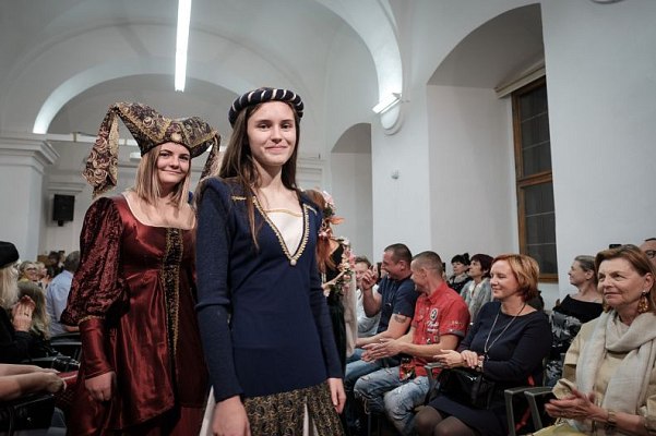 20191107215239-648a47af-me