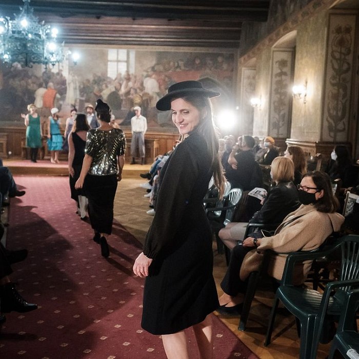 20201007131752-e66ee77c-la