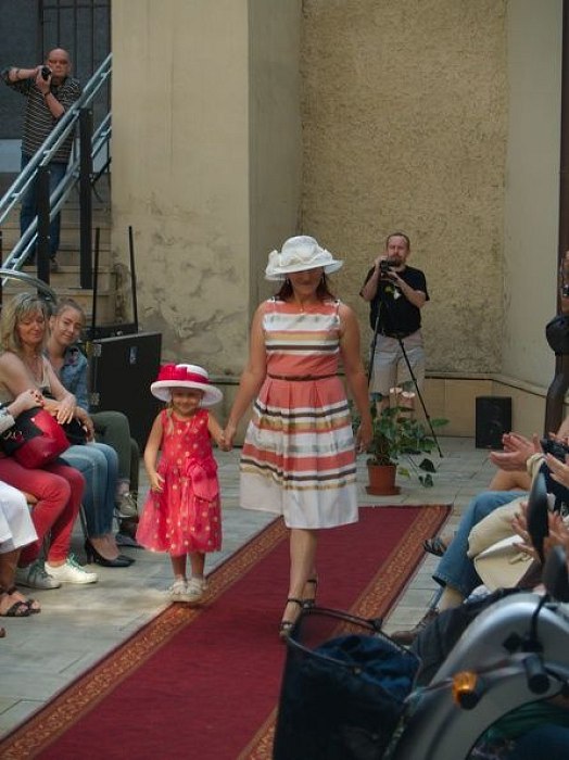 20170629215726-60c99522-me