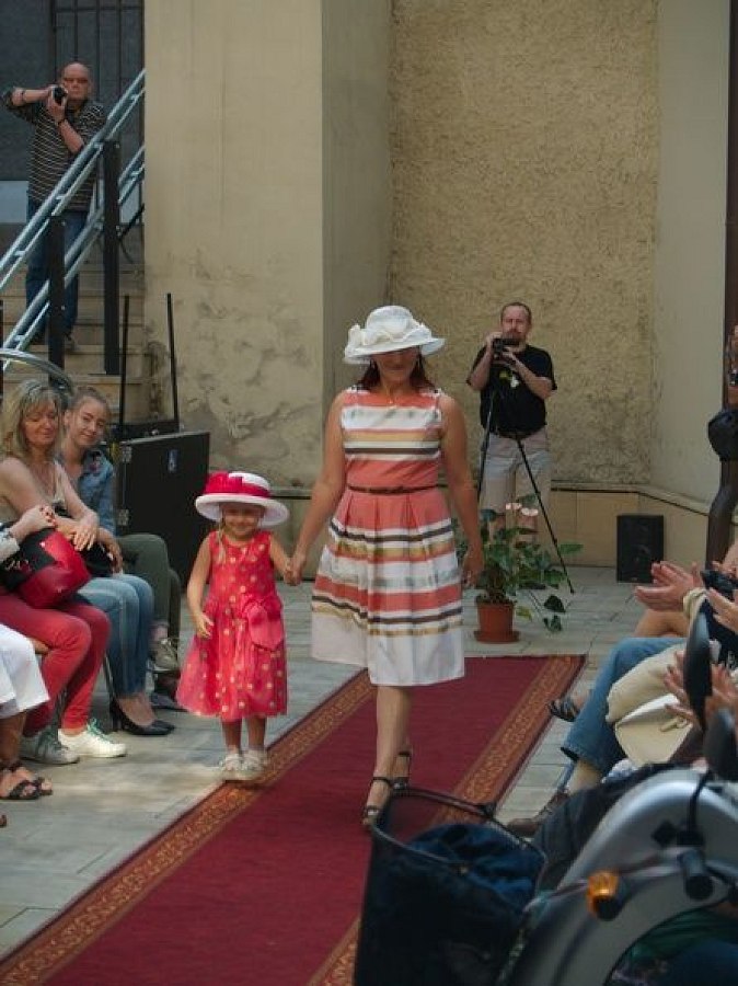 20170629215726-60c99522-me