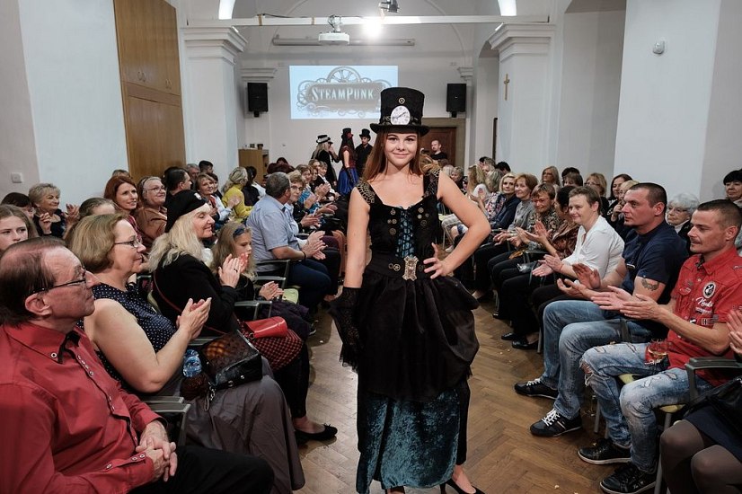 20191107222035-e821de23-la