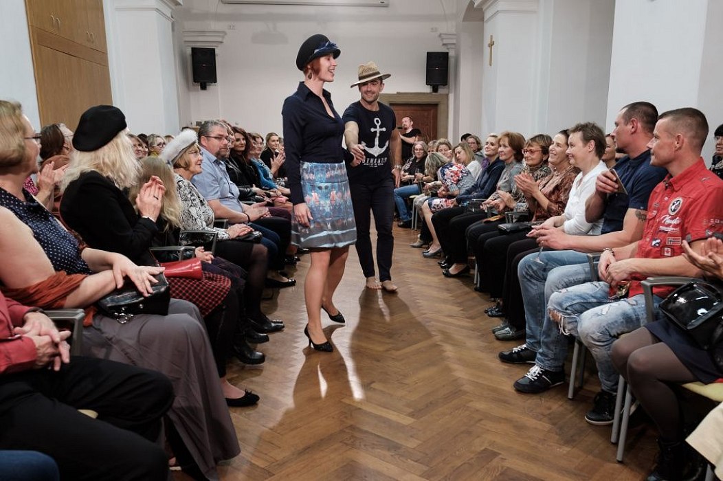 20191107210402-97e2fe74-la