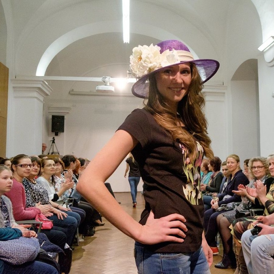 20170401172405-644a6fa8-la