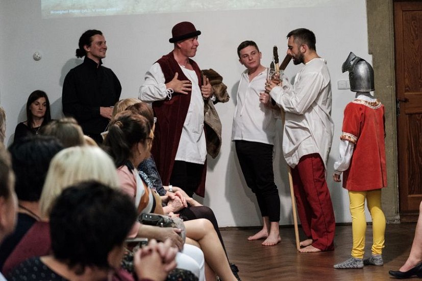 20181104164335-c7683908-me