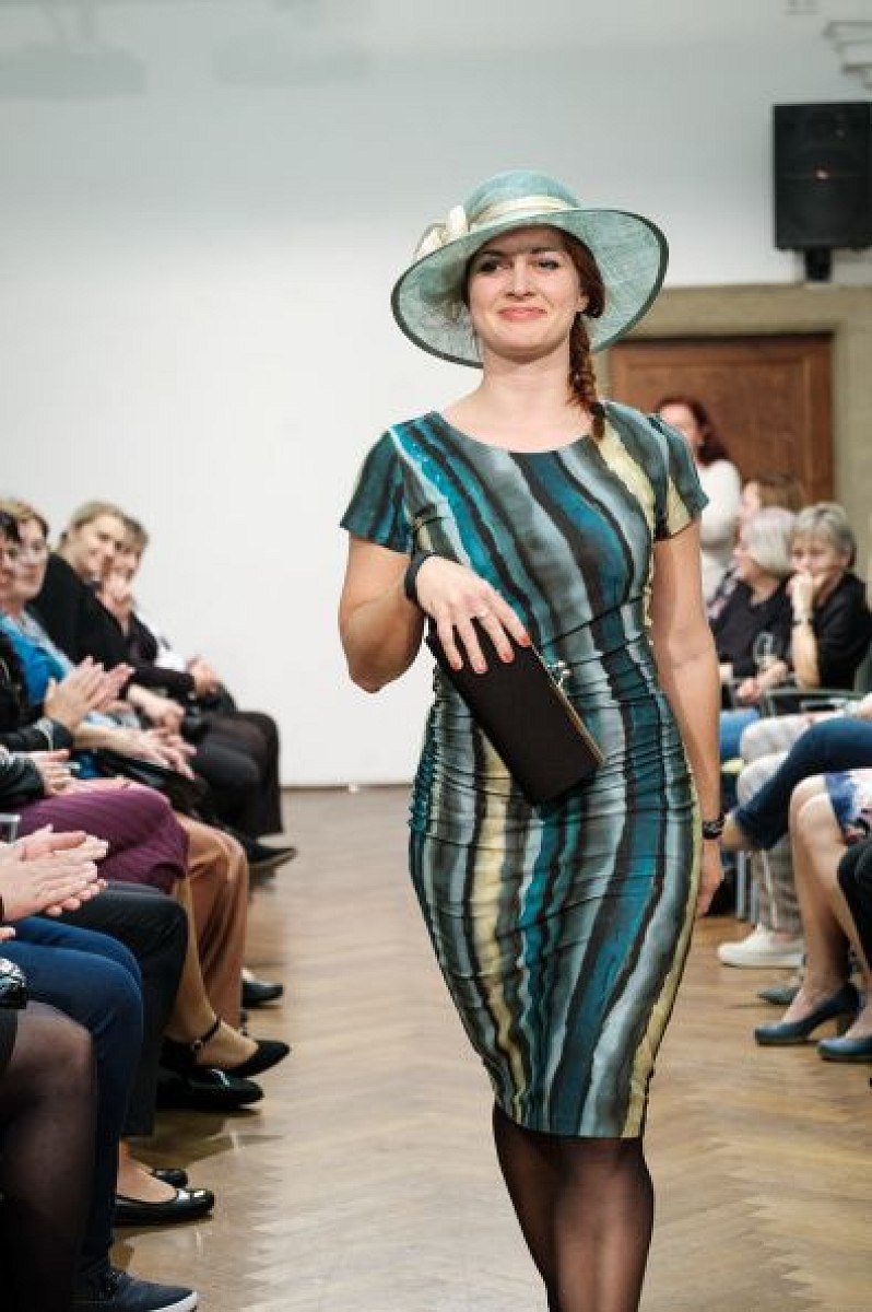 20191107213421-b4e983c3-me