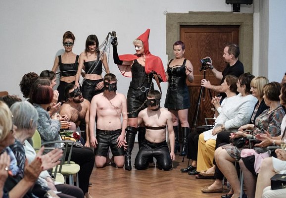 20181104183338-9c6d6022-me