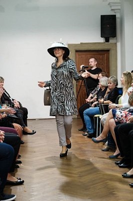 20191107215713-39ec3e5b-me