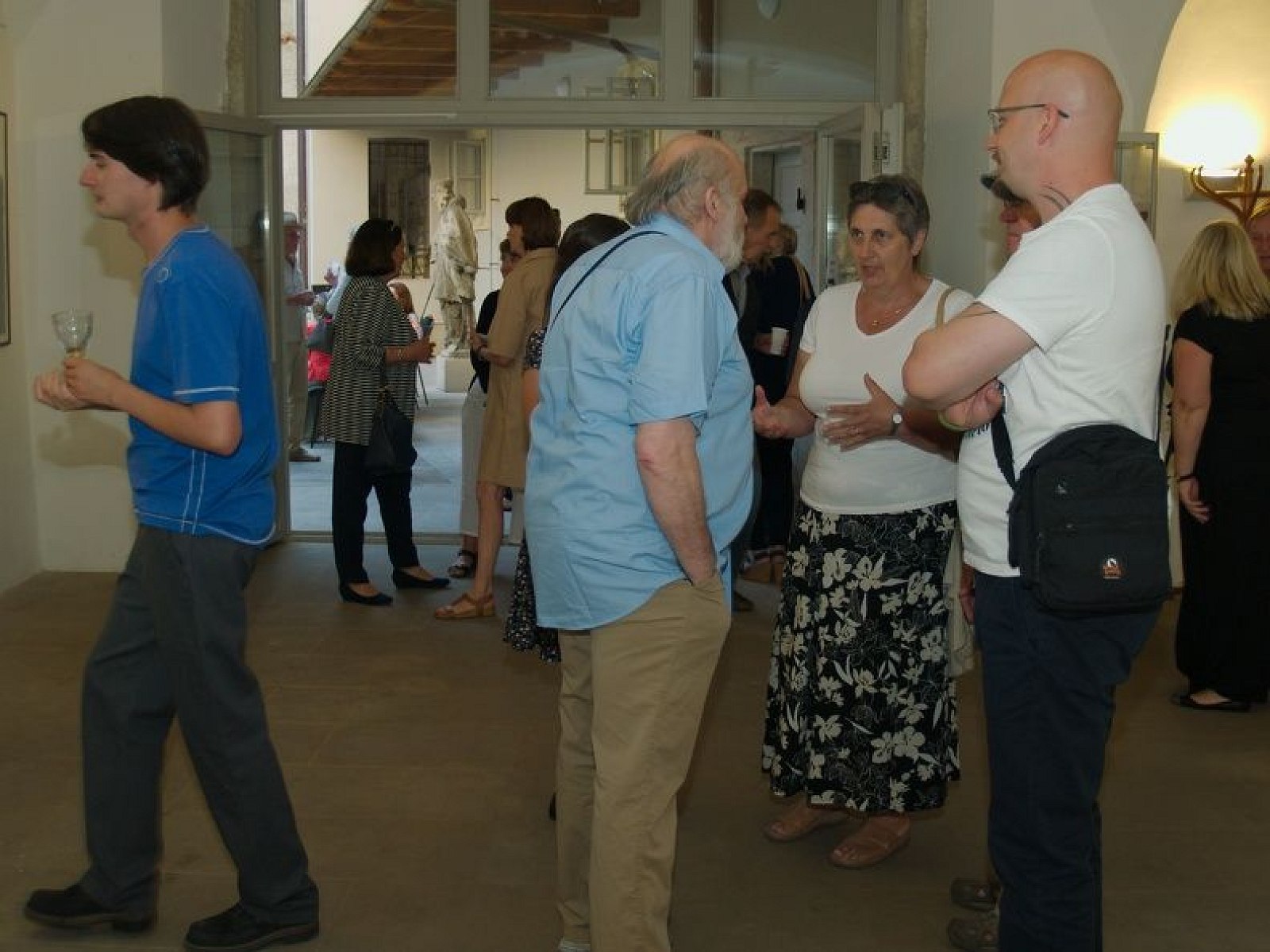 20170629235135-38809106-me