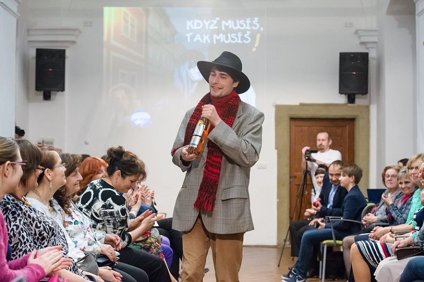 20170401173811-018c1804-me