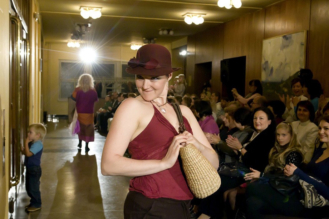 20101009-229-meluzina-m