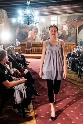 20201007132148-20185d73-la