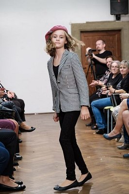 20191107220413-e72d9171-me