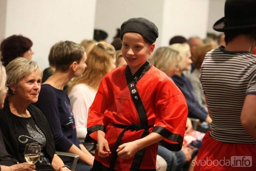 20191107230655-218bd9fe-me