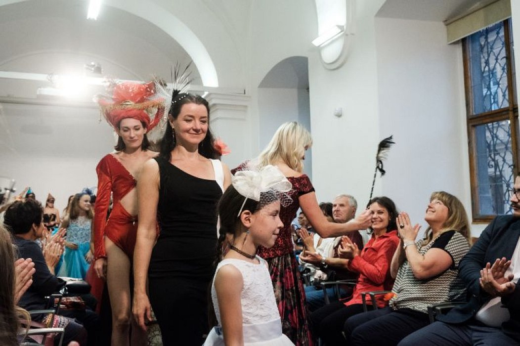 20181104184334-5d76c87d-me