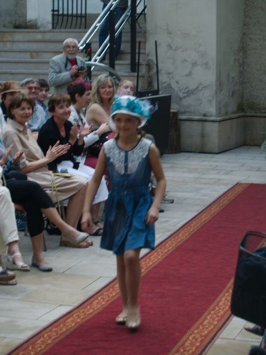 20170629215739-61de6b83-me