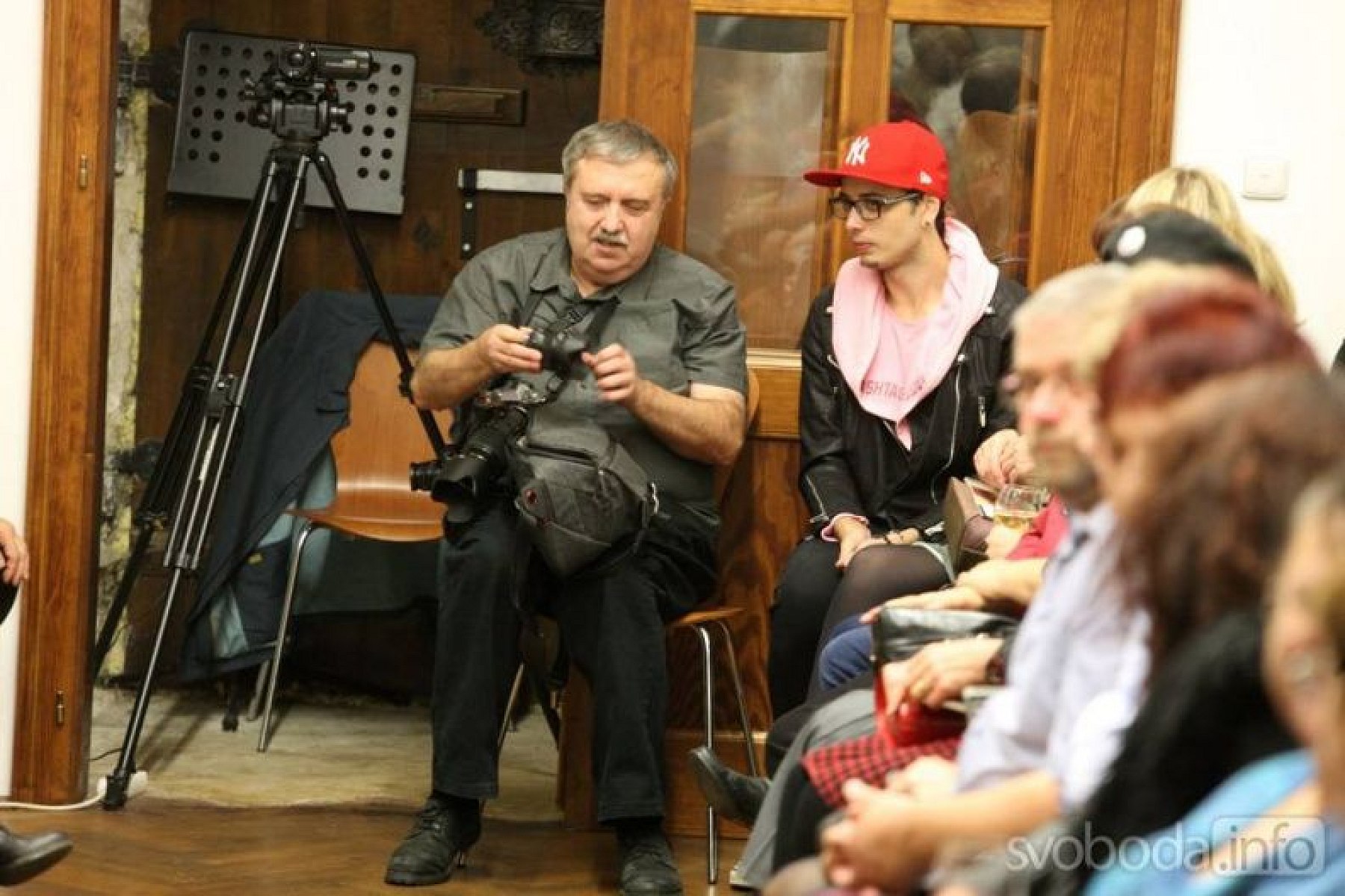 20191107225955-14a1b609-me