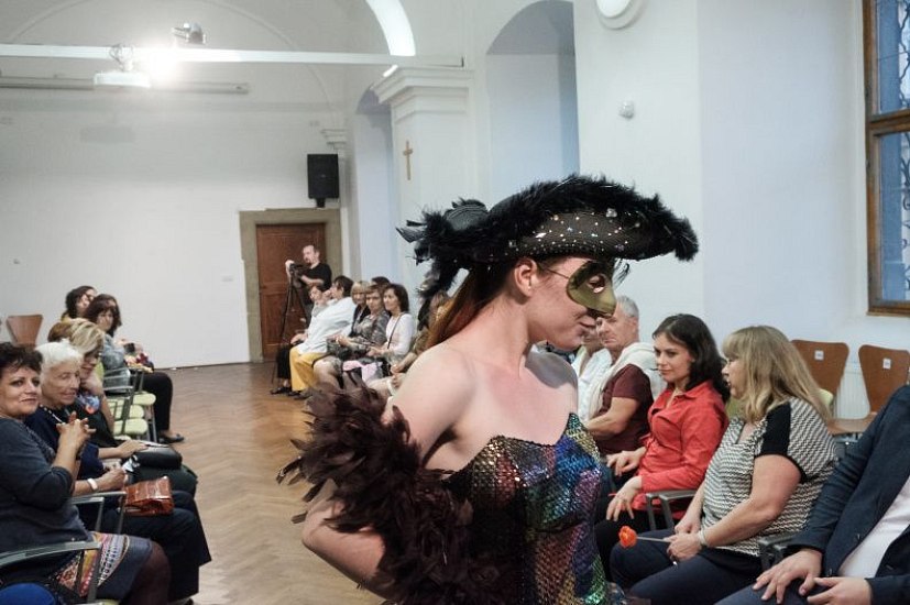 20181104184027-9ca1c33c-me