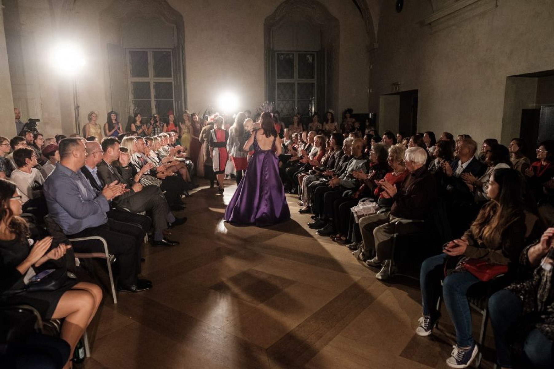 20181104201613-3c81d956-la