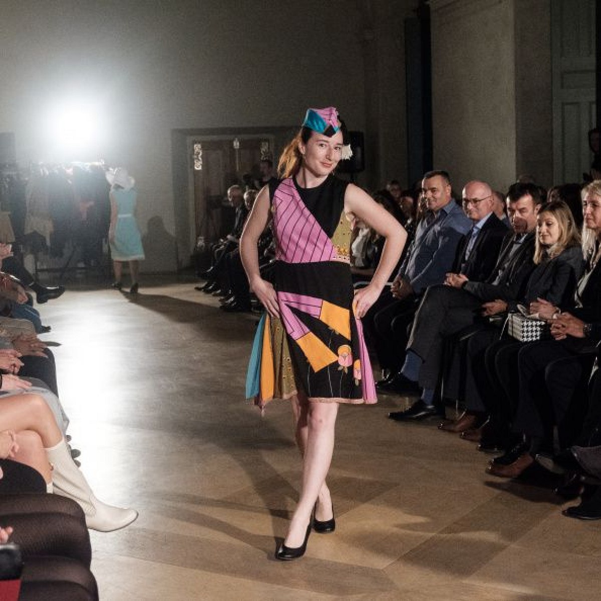 20181104195548-9e9f4e6c-me