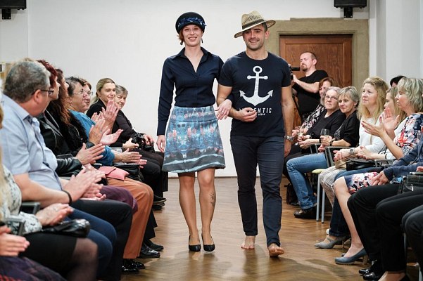 20191107210358-cfabc4ce-la