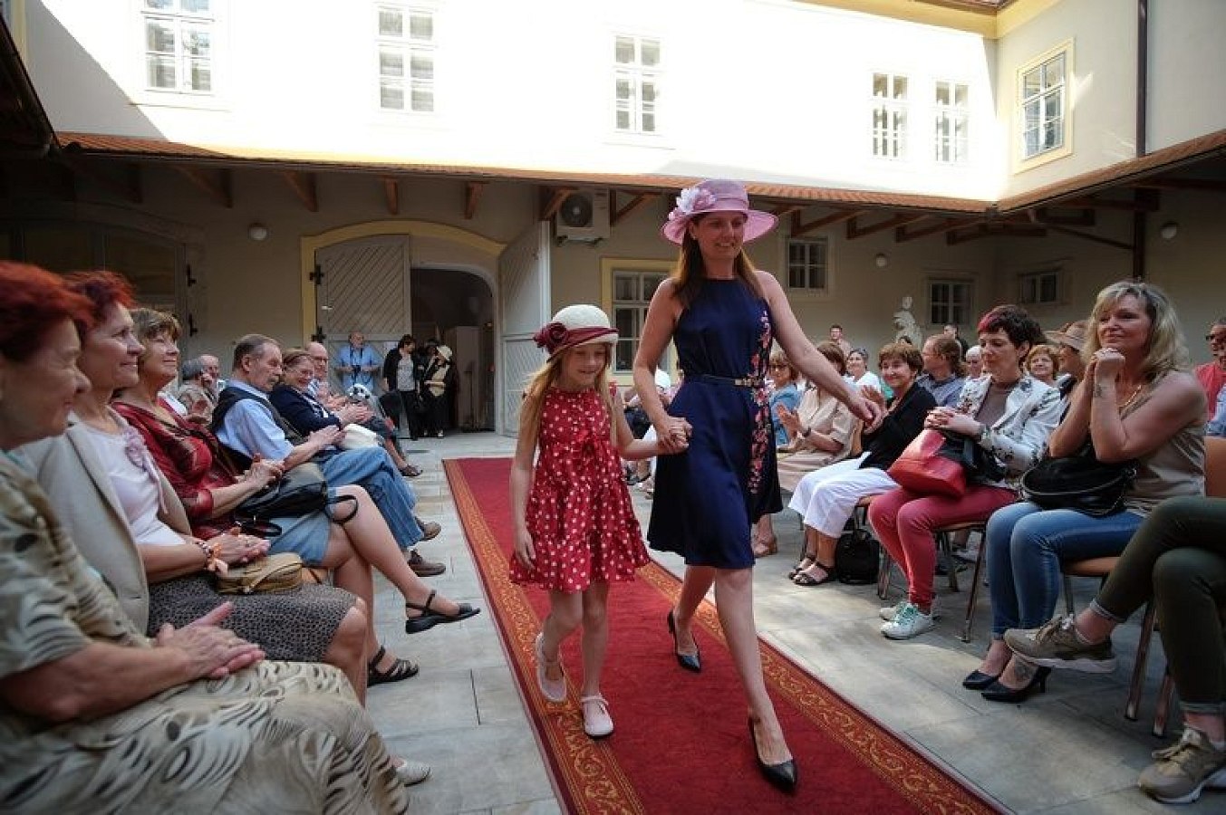 20170629215627-6bf3bbda-me