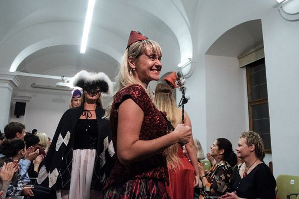 20181104171406-39de5558-me