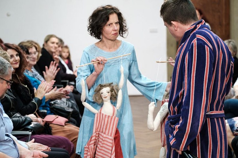 20191107212923-6780043a-me