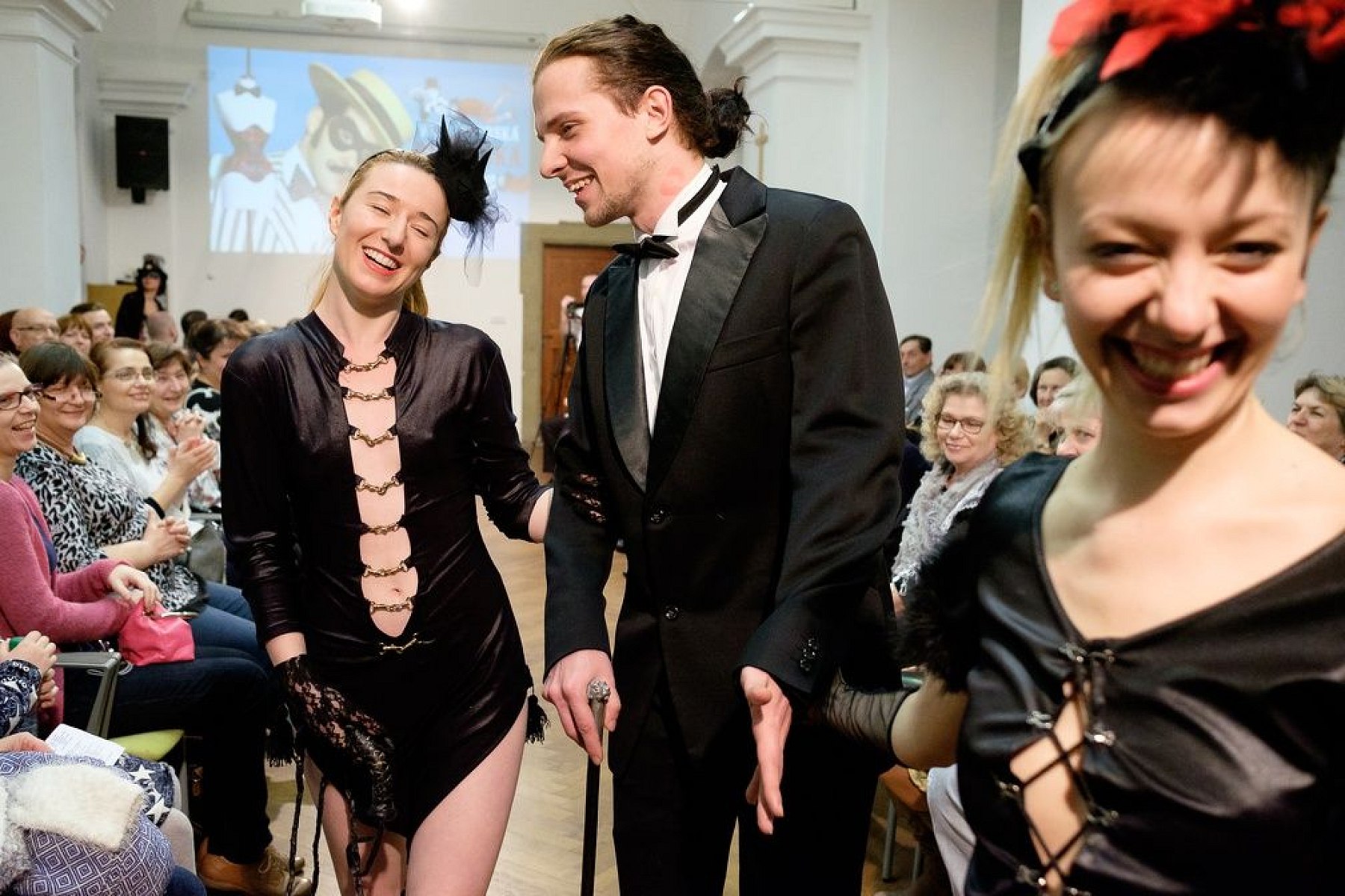 20170401173948-c16d2f93-la