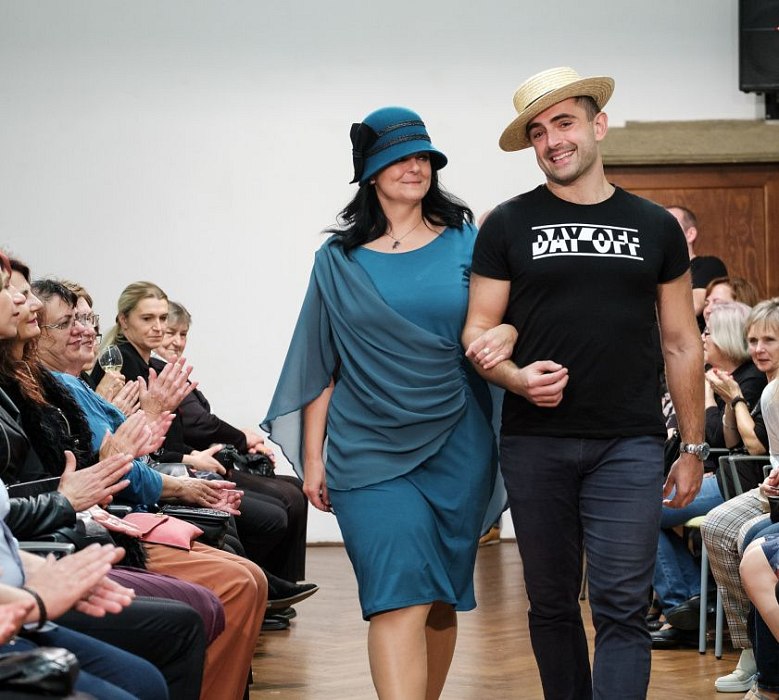 20191107205915-7a82ea2b-la