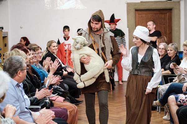 20191107214200-2b13e4c6-me