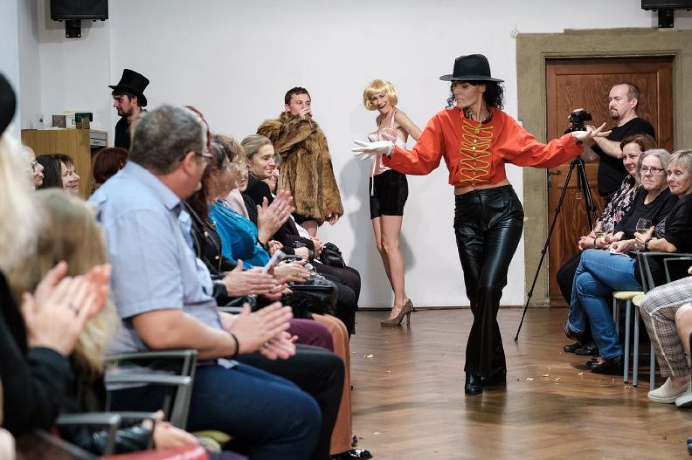 20191107221615-3a37d6f9-me