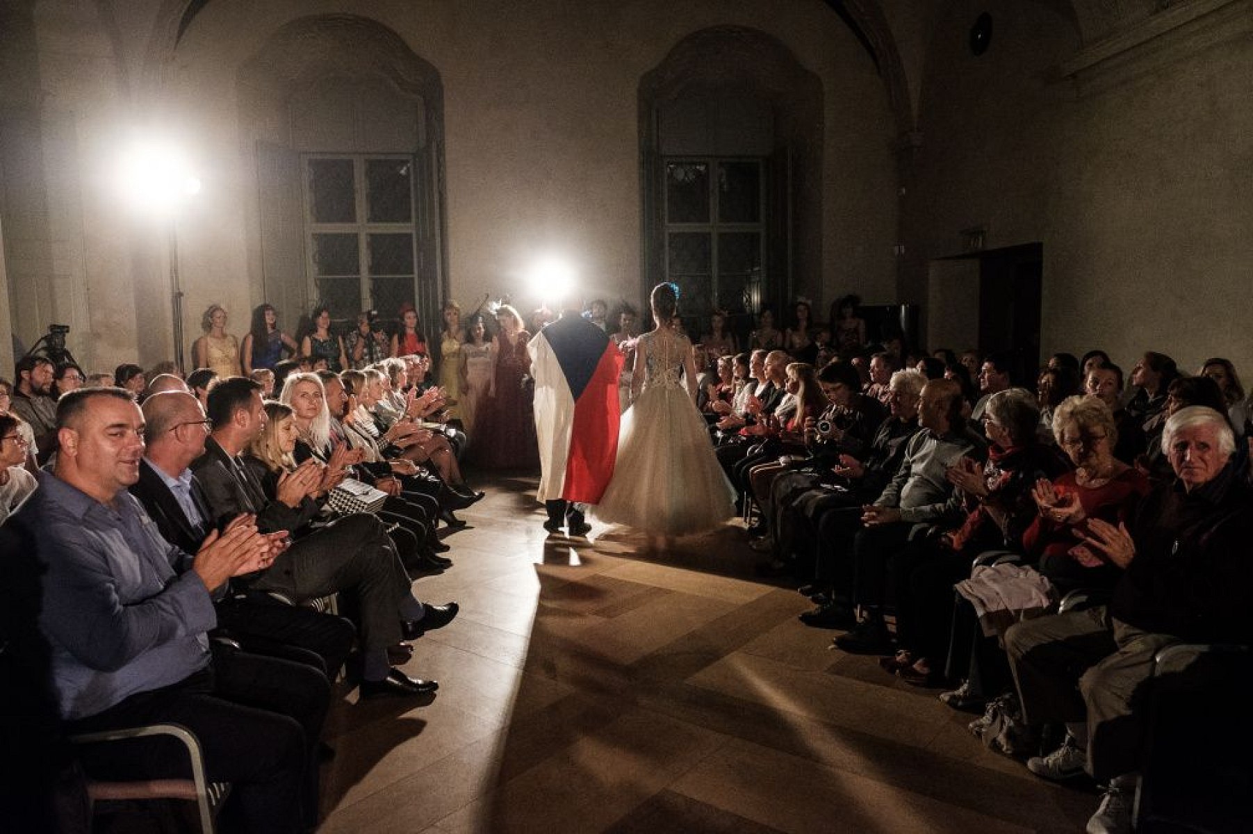 20181104201605-4fea3708-la