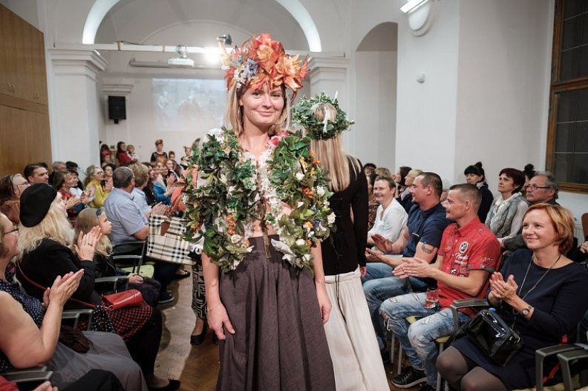 20191107224037-8df3f388-me