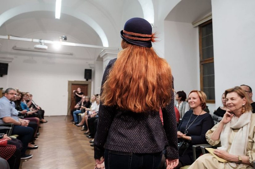 20191107220059-51cbd078-me