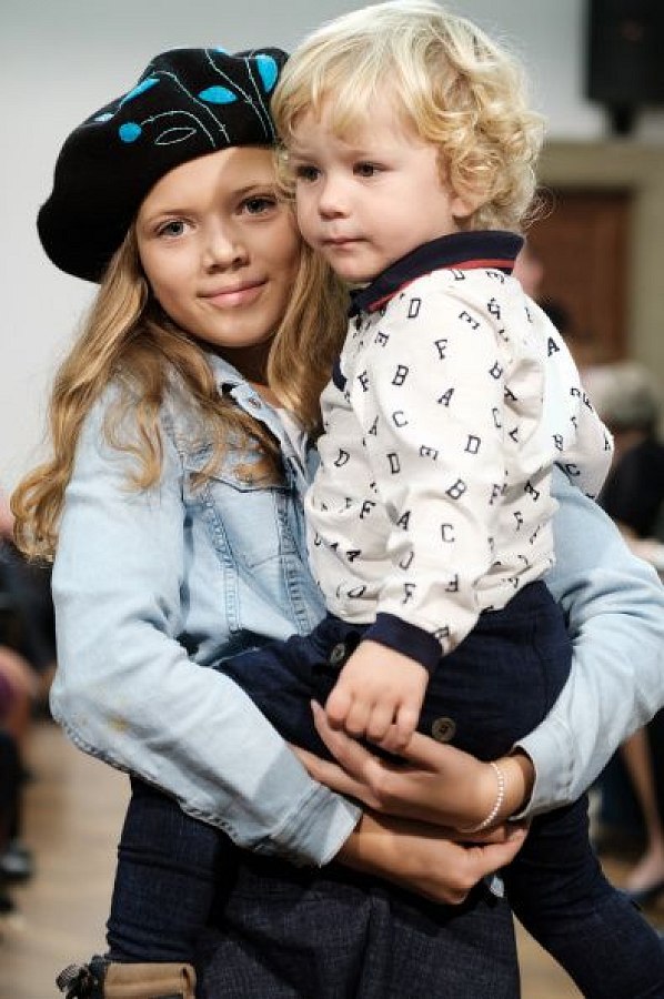 20191107220114-4b7075b3-me