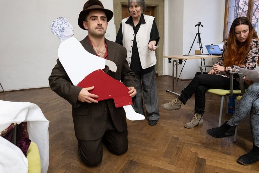 20191107204319-9d294984-la