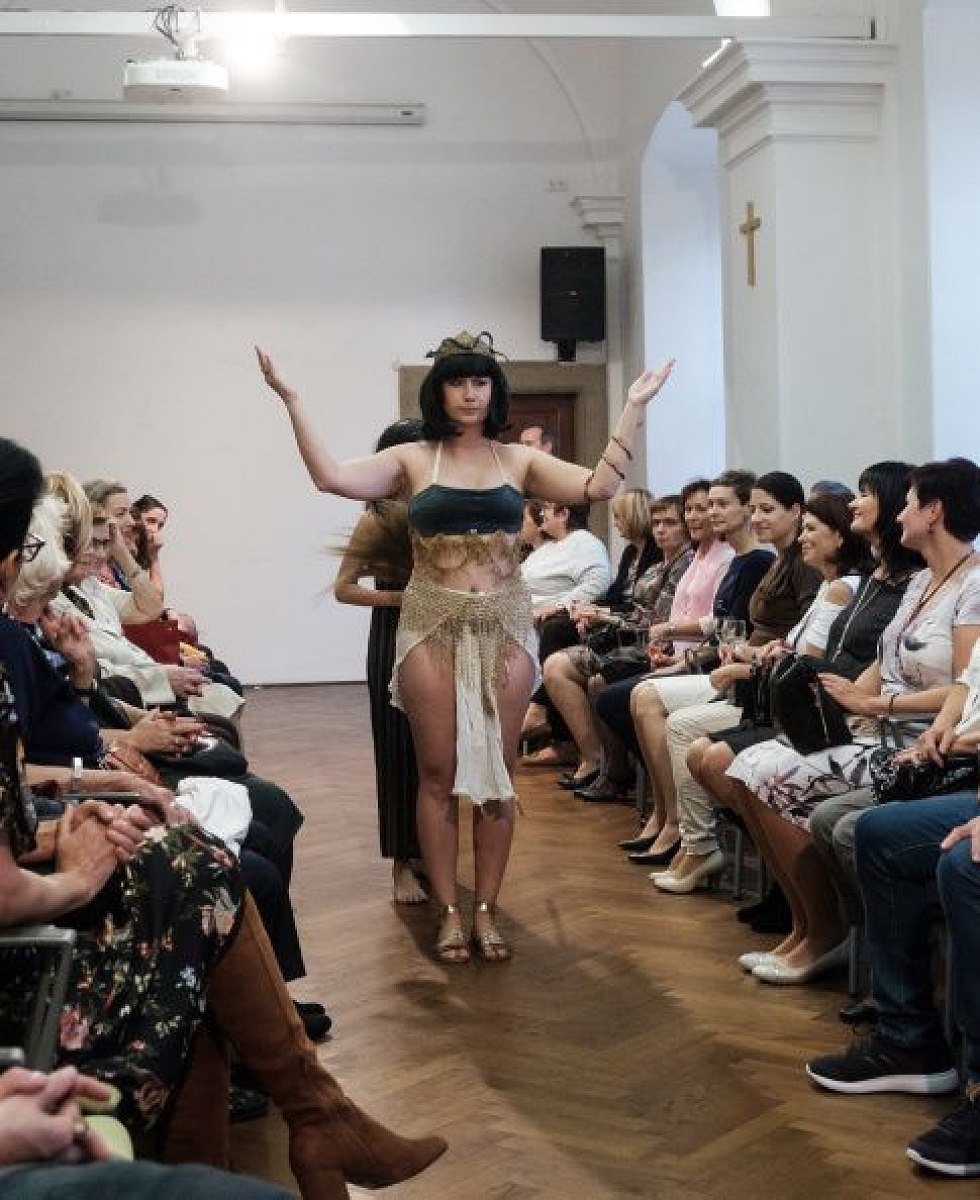 20181104175434-a239ace2-me