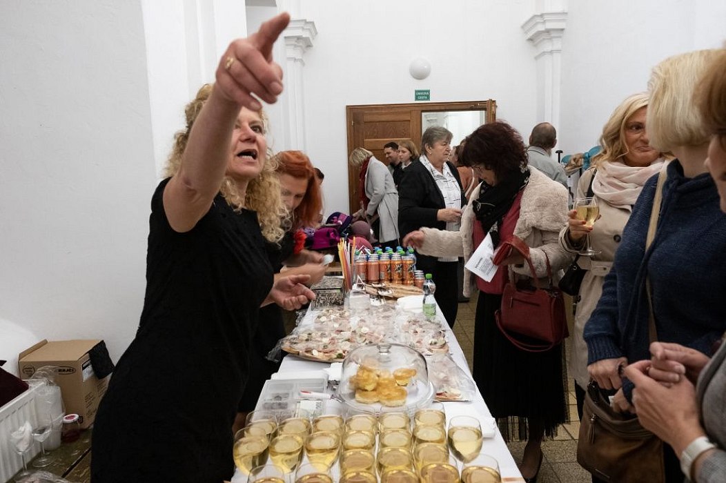 20191107204715-cb8f4255-la