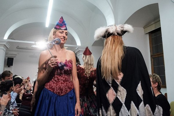 20181104171419-6a150036-me