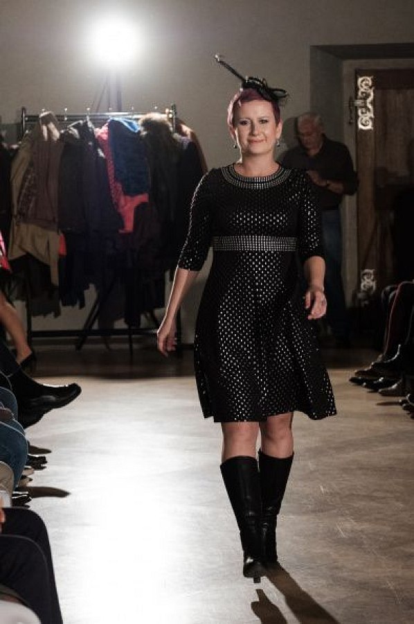 20181104200713-a1bbbae3-me