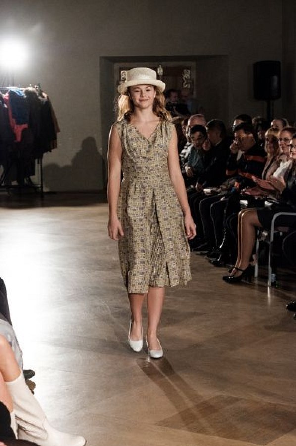 20181104195145-7475d8fe-me