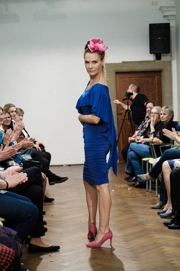 20191107222209-a726d7ad-me