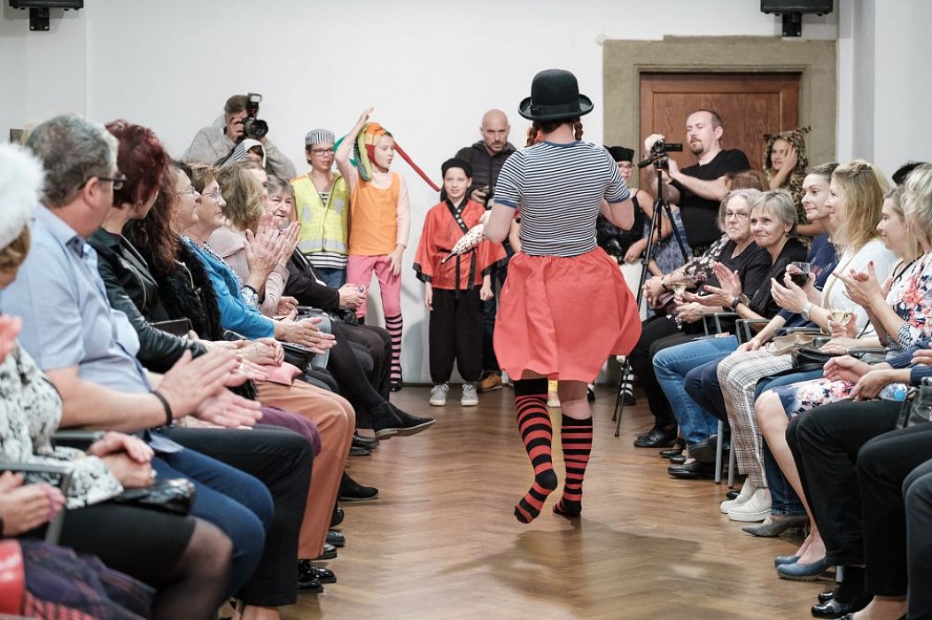 20191107205443-6a0c8162-la