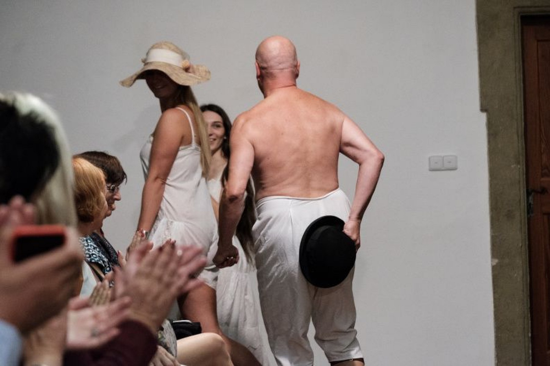 20181104163540-aeb94815-me