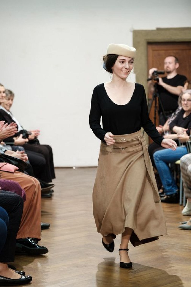 20191107212444-46733282-la