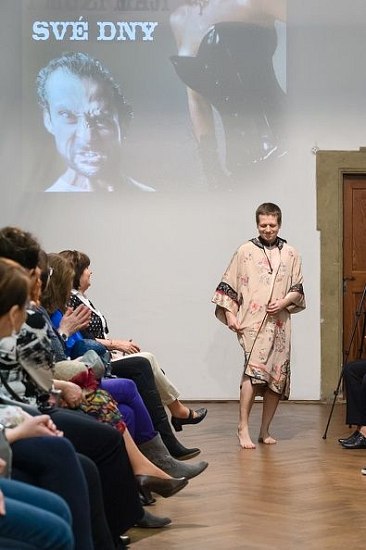 20170401173835-f5c891aa-me