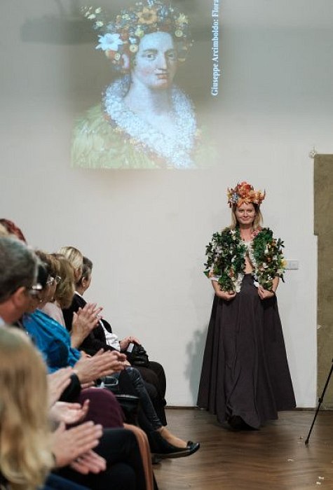 20191107223047-82bc24ab-me