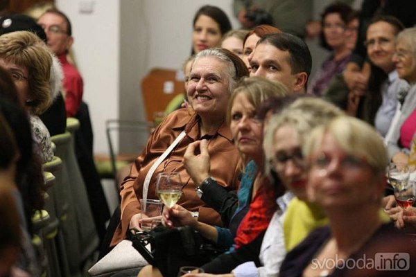 20191107230014-db62ea65-me